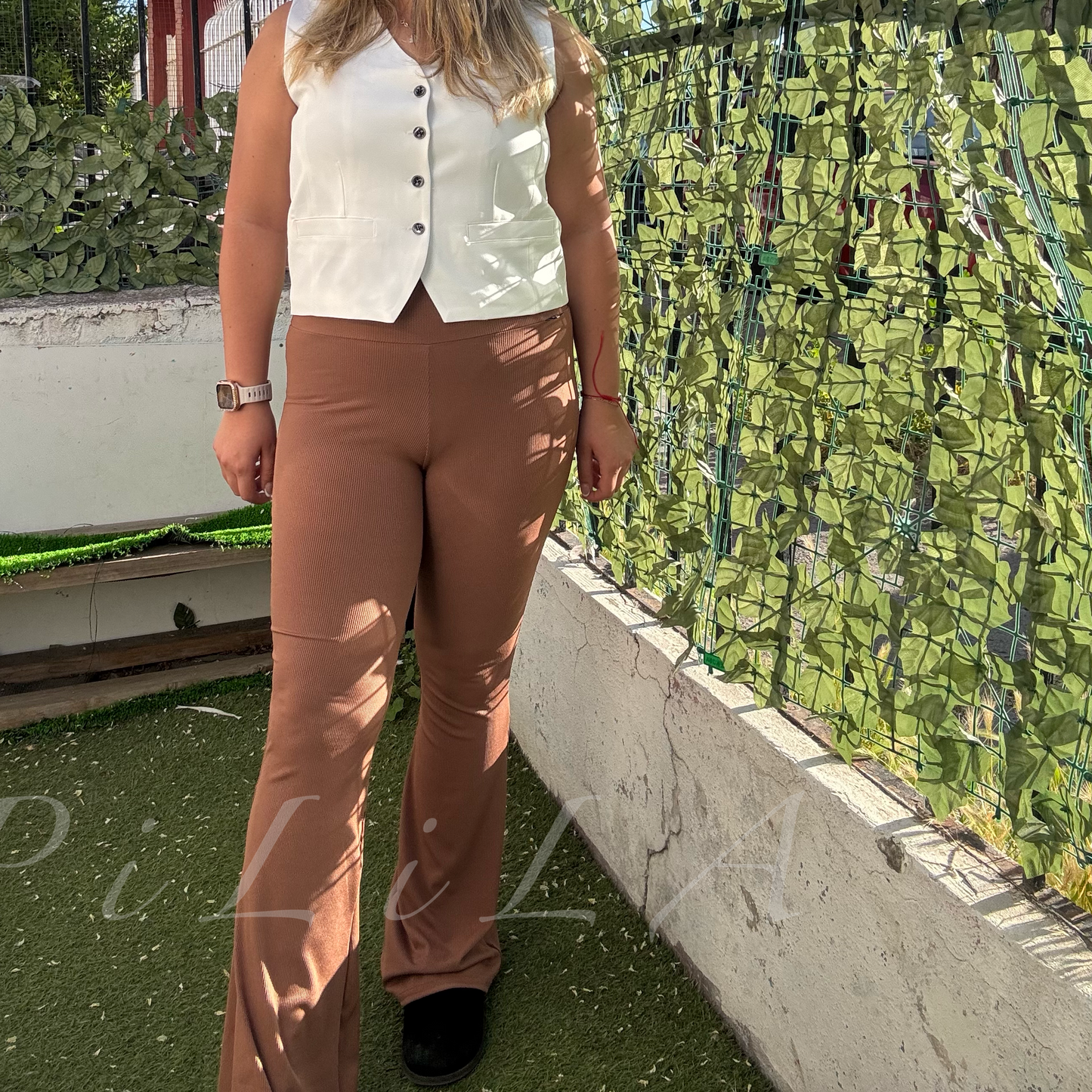 Flare canuton suplex