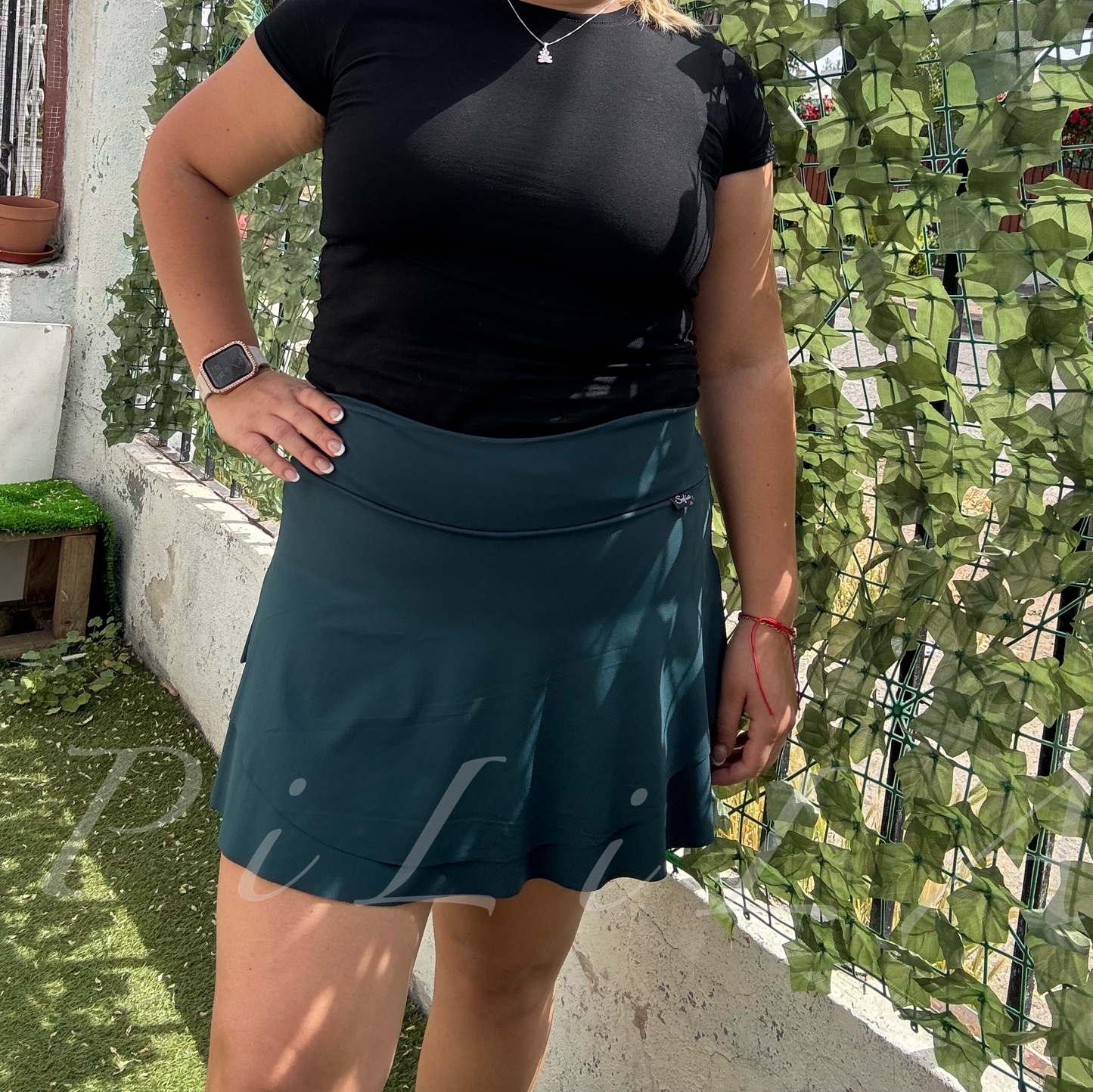 Falda short tela dupont brasileño