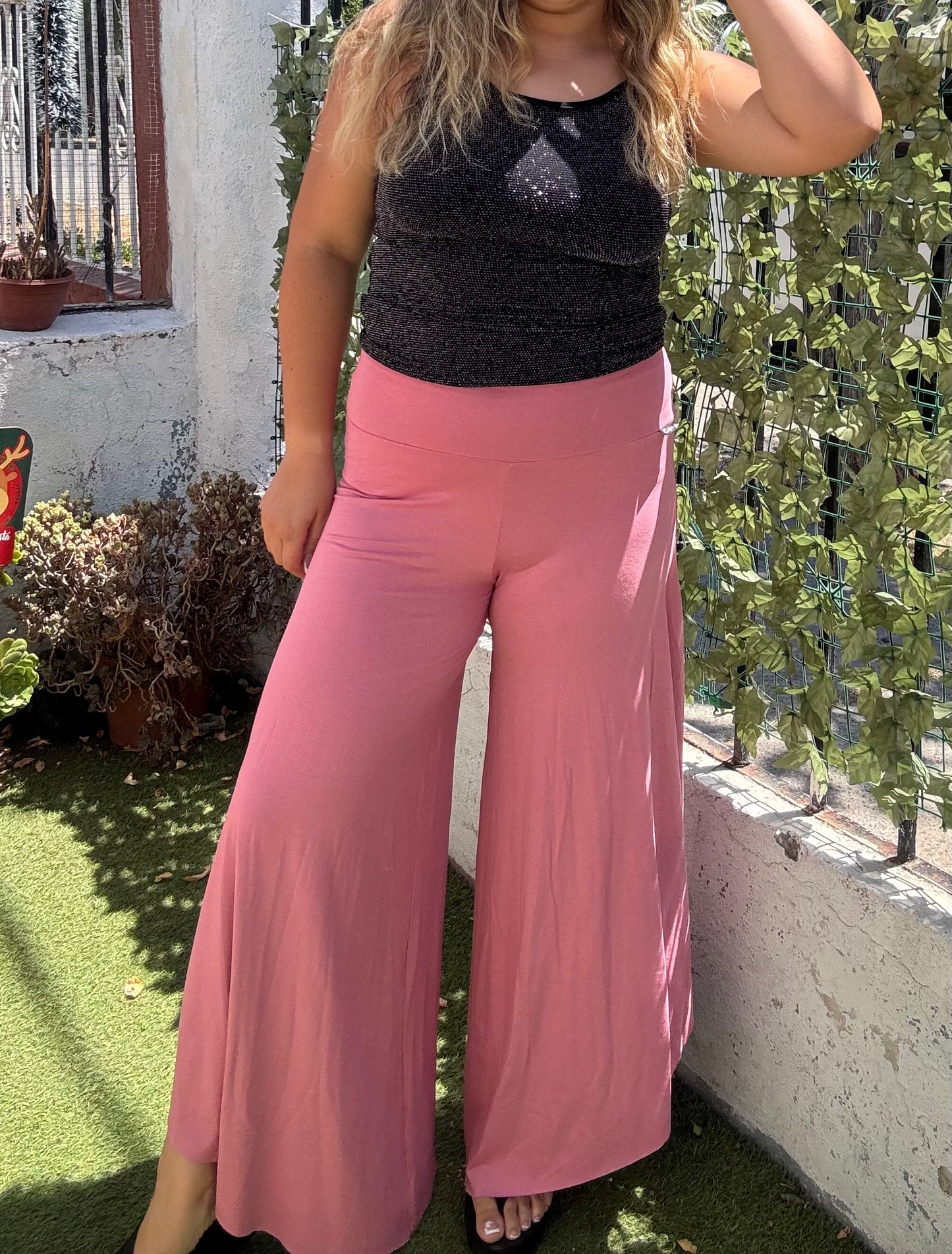 Palazo estilo murcielago